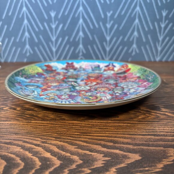 Bill Bell Easter Purrade Collectors Plate Porcelain with 24k Rim COA and Box - Picture 4 of 7